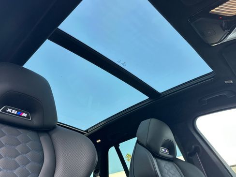Used 2022 BMW X5 M w/ Competition Package 2 AWD/4WD image 16