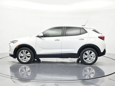 Used 2024 Buick Encore GX Preferred w/ Comfort Package FWD image 8