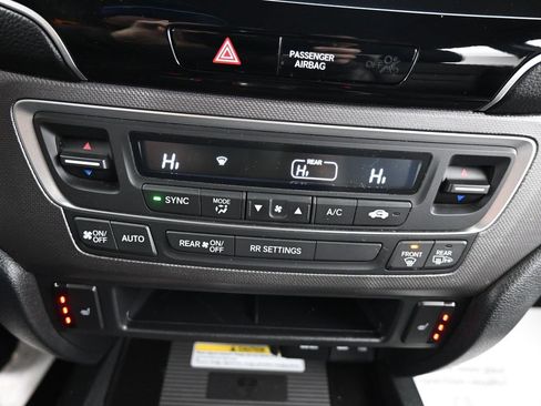 Used 2023 Honda Ridgeline RTL-E image 24