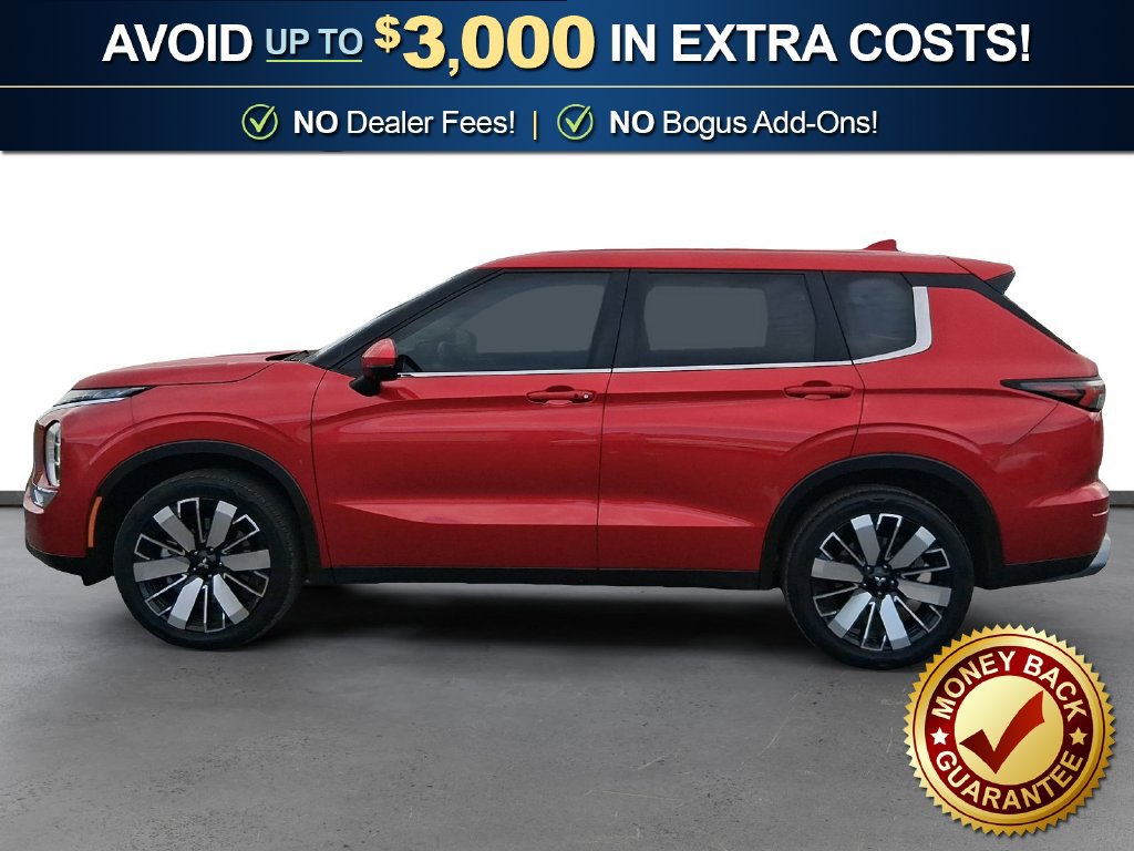 Used 2025 Mitsubishi Outlander SE FWD image 2