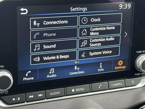 Certified 2025 Nissan Sentra SV FWD image 19