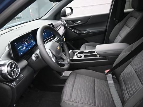 New 2026 Chevrolet Equinox LT w/ Safety and Technology Package FWD image 8