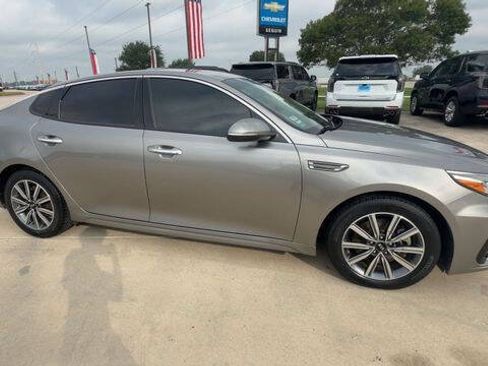 Used 2019 Kia Optima EX FWD image 9