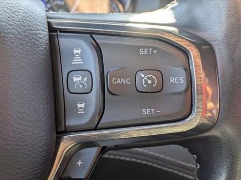 Used 2019 RAM 1500 Limited image 12