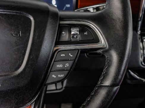 Used 2021 Lincoln Navigator L Reserve w/ Luxury Package AWD/4WD image 17