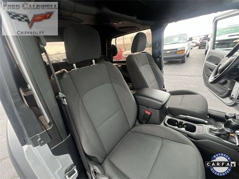 Used 2023 Jeep Wrangler Sport image 26