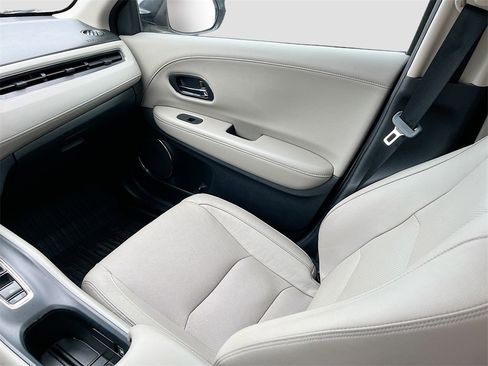 Used 2022 Honda HR-V EX-L image 22