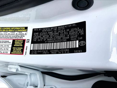 Used 2025 Toyota Camry SE image 36