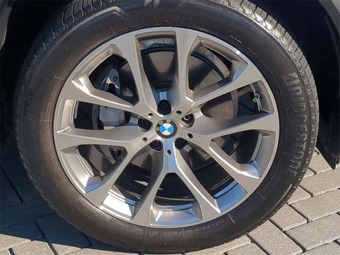 Certified 2025 BMW X5 sDrive40i w/ Climate Comfort Package image 12
