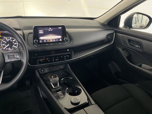 Used 2024 Nissan Rogue S AWD/4WD image 33