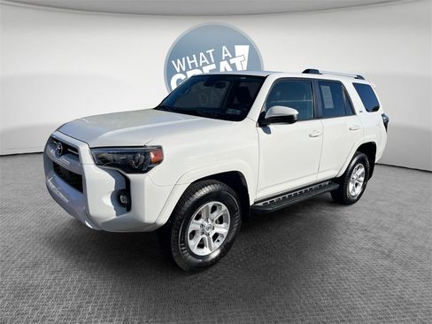 Certified 2023 Toyota 4Runner SR5 image 8