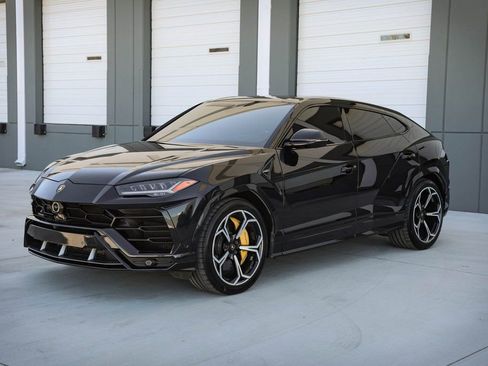 Used 2019 Lamborghini Urus image 4