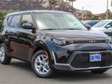 New 2025 Kia Soul LX w/ LX Technology Package image 2