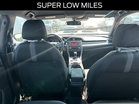 Used 2019 Honda Civic LX image 9