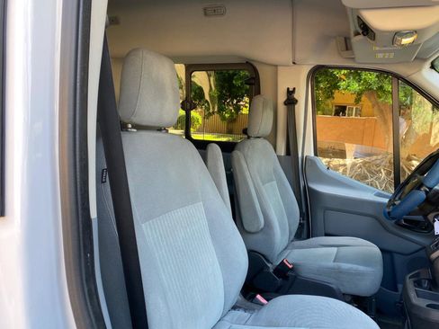 Used 2015 Ford Transit 350 XLT RWD image 33