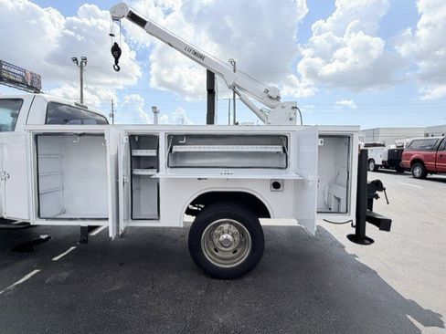 Used 1999 Ford F450 XL RWD image 9
