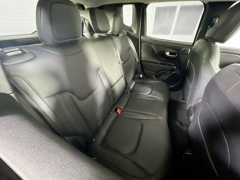 Used 2022 Jeep Renegade Limited w/ Sun, Sound & Wheels Group image 27