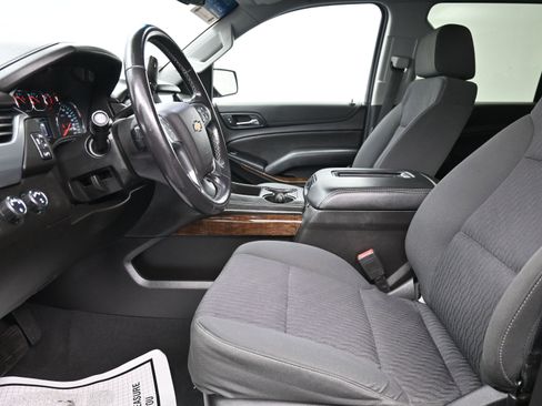 Used 2019 Chevrolet Tahoe LS w/ Enhanced Driver Alert Package image 18