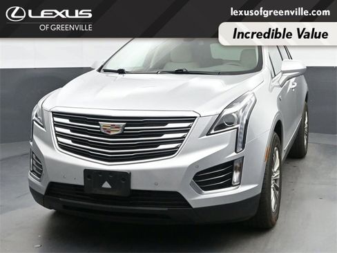 Used 2017 Cadillac XT5 Luxury w/ Driver Awareness Package image 3
