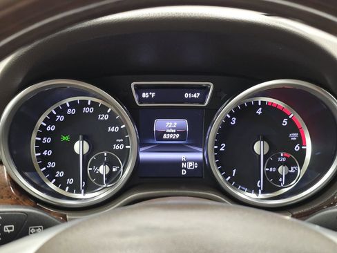 Used 2013 Mercedes-Benz ML 350 BlueTEC 4MATIC image 32
