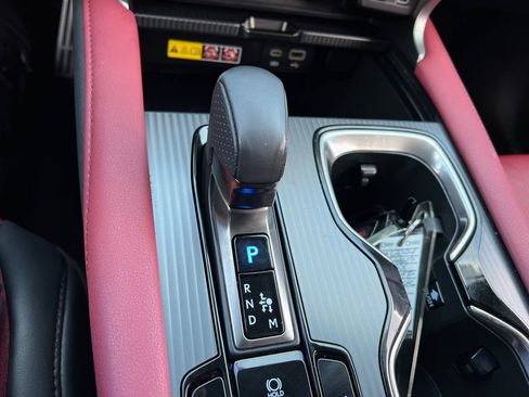 Used 2024 Lexus RX 500h F Sport image 23