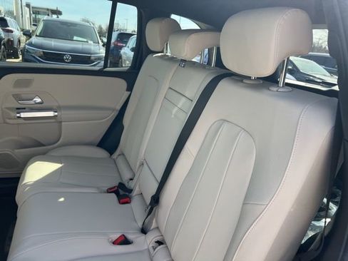 New 2026 Mercedes-Benz GLB 250 4MATIC image 8