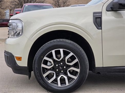 Used 2024 Ford Maverick Lariat image 5