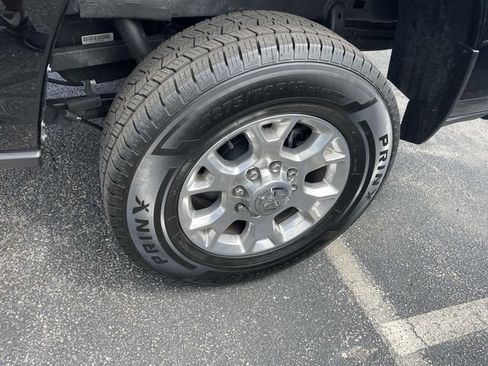 Used 2024 RAM 2500 Laramie image 16