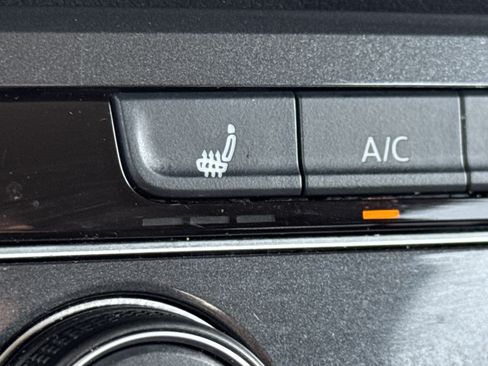 Certified 2024 Volkswagen Tiguan S FWD image 14