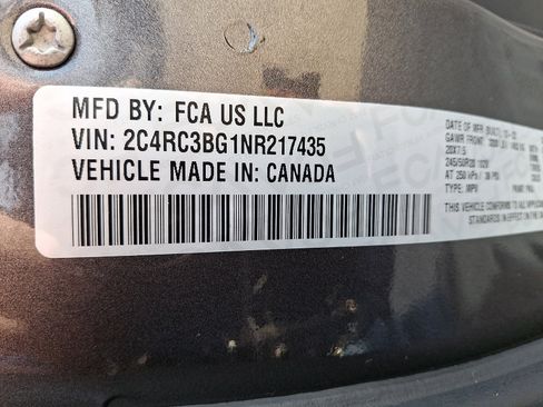 Used 2022 Chrysler Pacifica Touring-L w/ S Appearance Package image 27