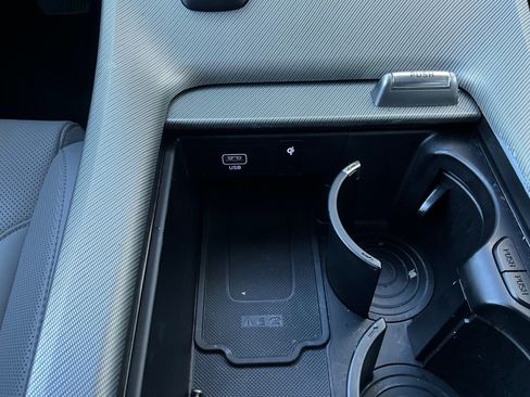 Used 2024 Hyundai Palisade SEL image 24