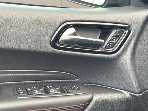 Used 2024 Dodge Durango GT image 17