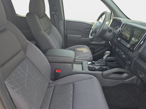 New 2026 Nissan Frontier SV w/ SV Convenience Package RWD image 10