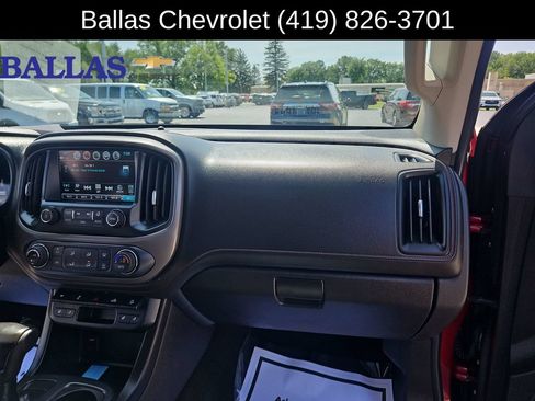 Certified 2018 GMC Canyon All Terrain w/ Trailering Package AWD/4WD image 29