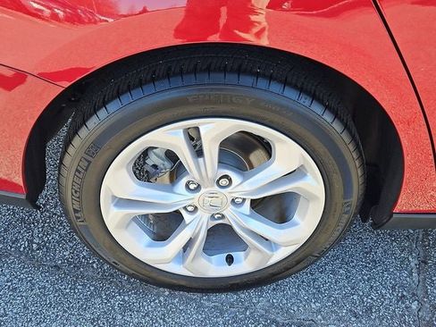 Used 2025 Honda Accord LX image 12