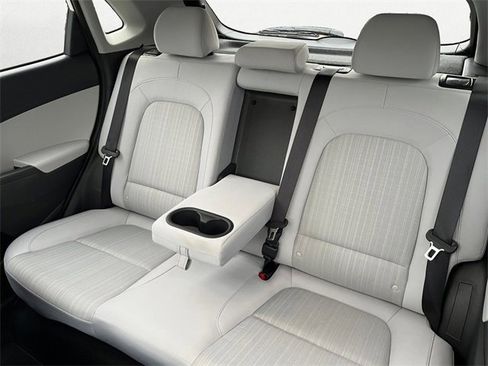 Used 2023 Hyundai Kona SEL w/ Convenience Package image 14