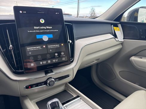 New 2026 Volvo XC60 B5 Ultra w/ Protection Package Premier image 23