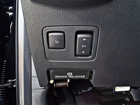 Used 2019 Ford F250 Lariat w/ Lariat Ultimate Package AWD/4WD image 45