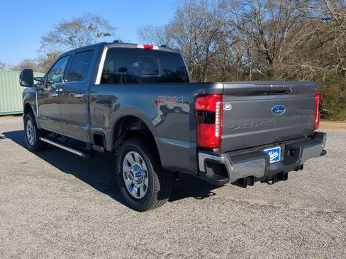 New 2026 Ford F250 Lariat w/ Lariat Premium Package image 5