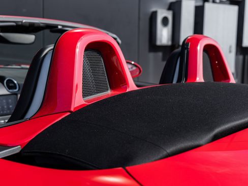 Certified 2019 Porsche 718 Boxster GTS image 17