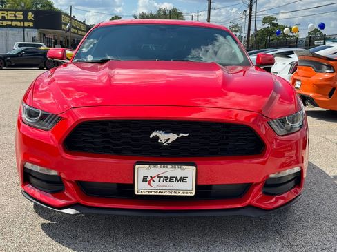 Used 2015 Ford Mustang Coupe RWD image 2