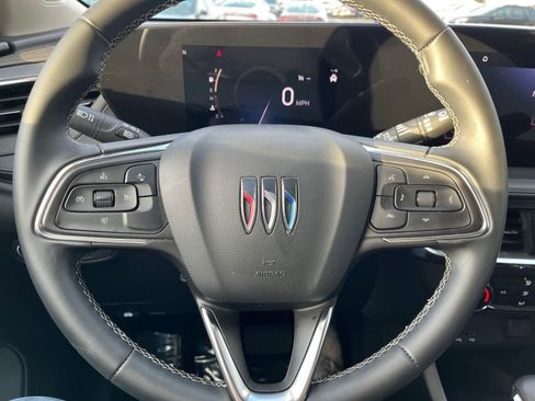 Used 2025 Buick Encore GX Preferred image 28