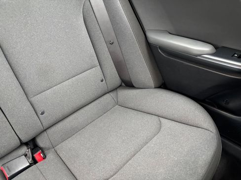 Used 2025 Kia K4 LXS image 37