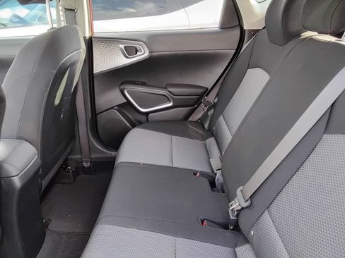 Used 2024 Kia Soul LX FWD image 10