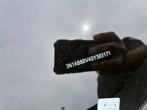Used 2025 Nissan Sentra S FWD image 22