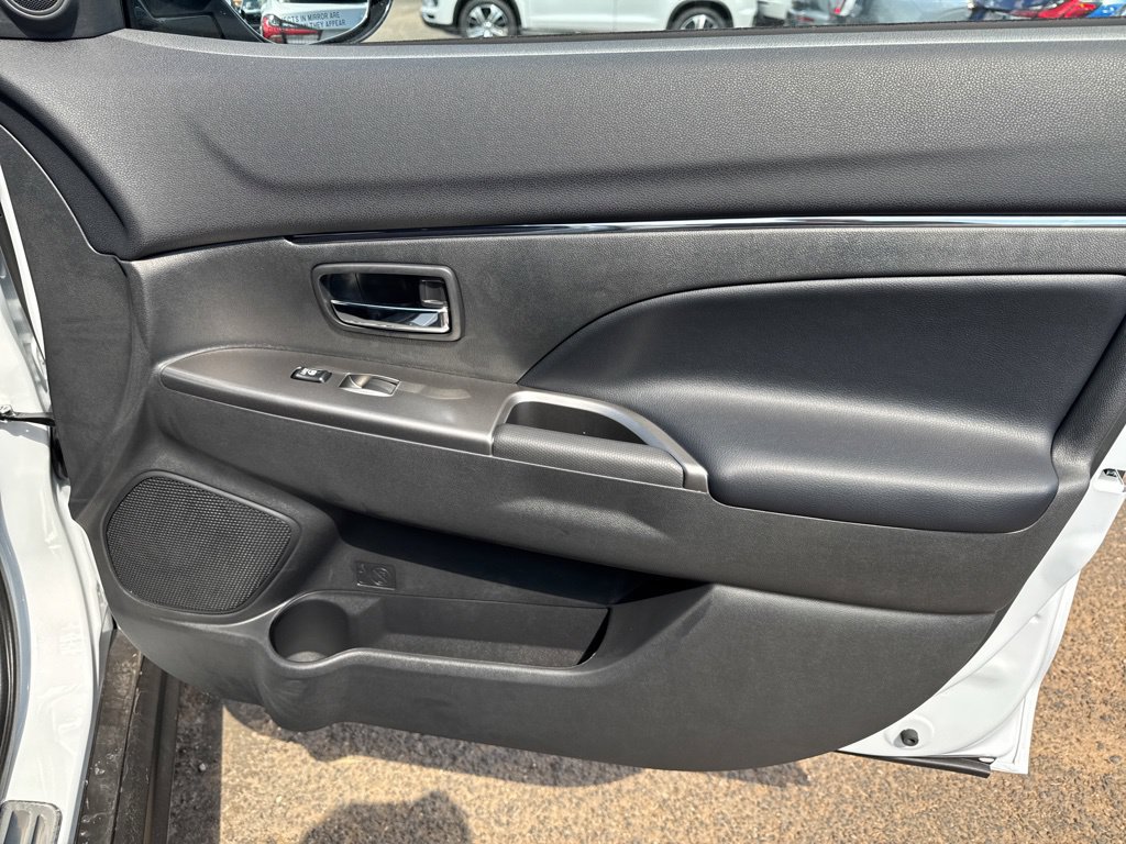 New 2027 Mitsubishi Outlander Sport SE AWD/4WD image 32
