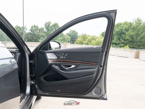 Used 2019 Mercedes-Benz S 63 AMG S 4MATIC Sedan image 45