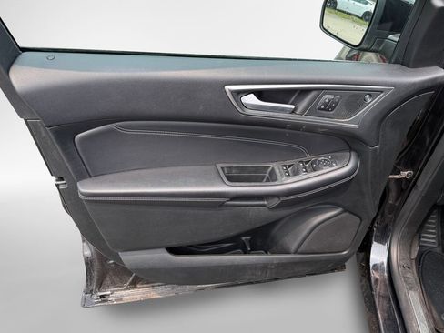 Used 2024 Ford Edge Titanium AWD/4WD image 14
