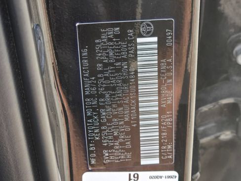 Used 2025 Toyota Camry LE FWD image 33