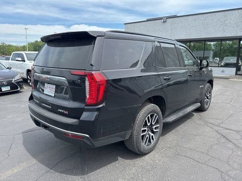 Used 2023 GMC Yukon AT4 AWD/4WD image 13